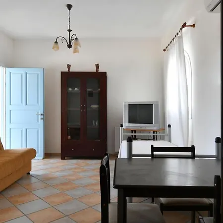 Bright Pounta House With Sea View Ferienhaus *