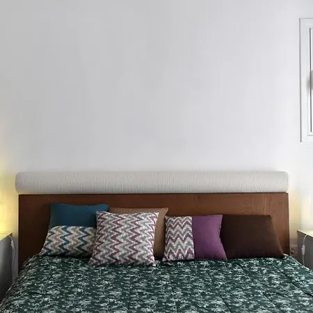 Bright Pounta House With Sea View Feriehus Páros