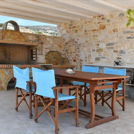 Bright Pounta House With Sea View Feriehus *